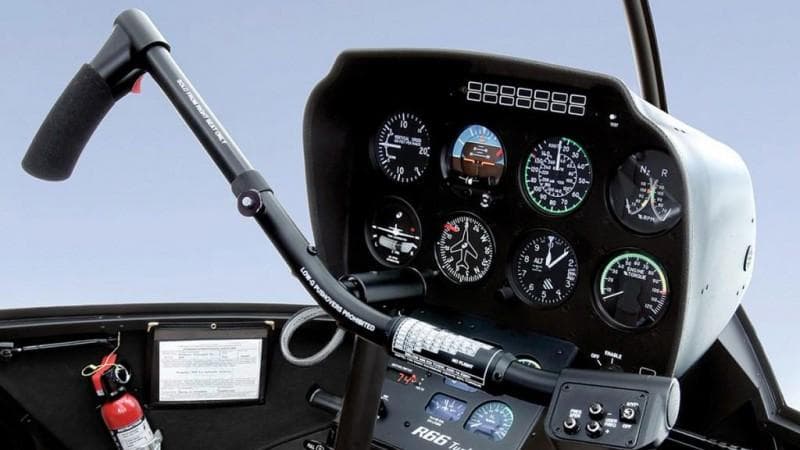 Options shown: artificial horizon, turn coordinator, and directional gyro in upper panel, and fire extinguisher with mount.